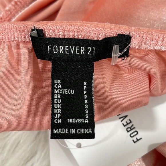 FOREVER 21 Velvet Crop Top Blouse Long Sleeve Size Small New - Picture 7 of 11